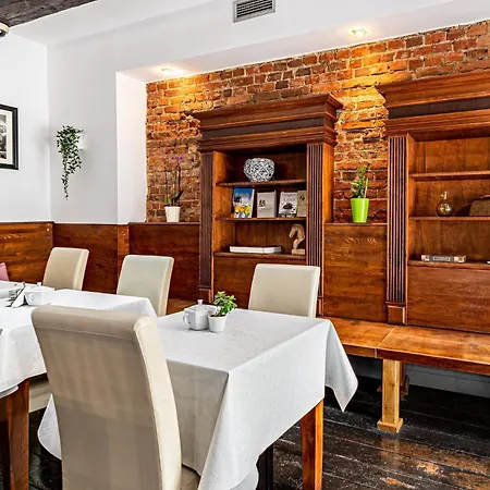 Great Polonia Center 3* Wrocław